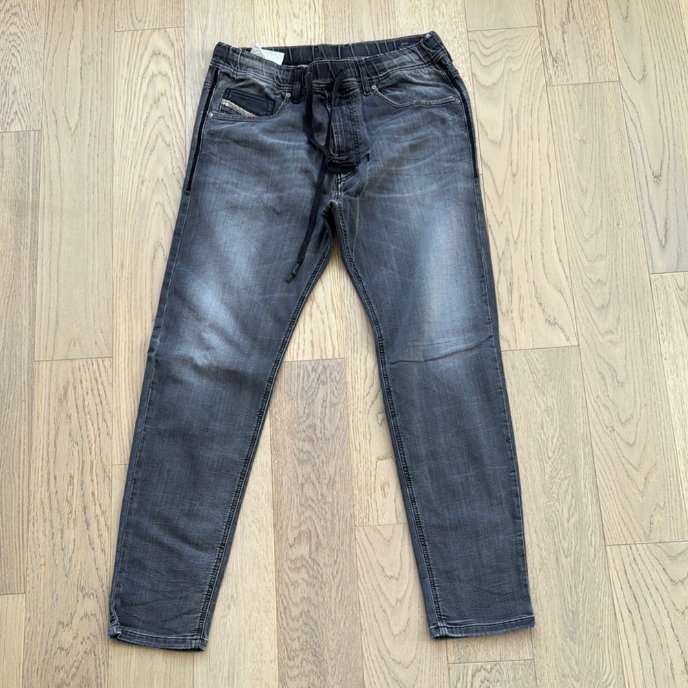Men's grey Jeans